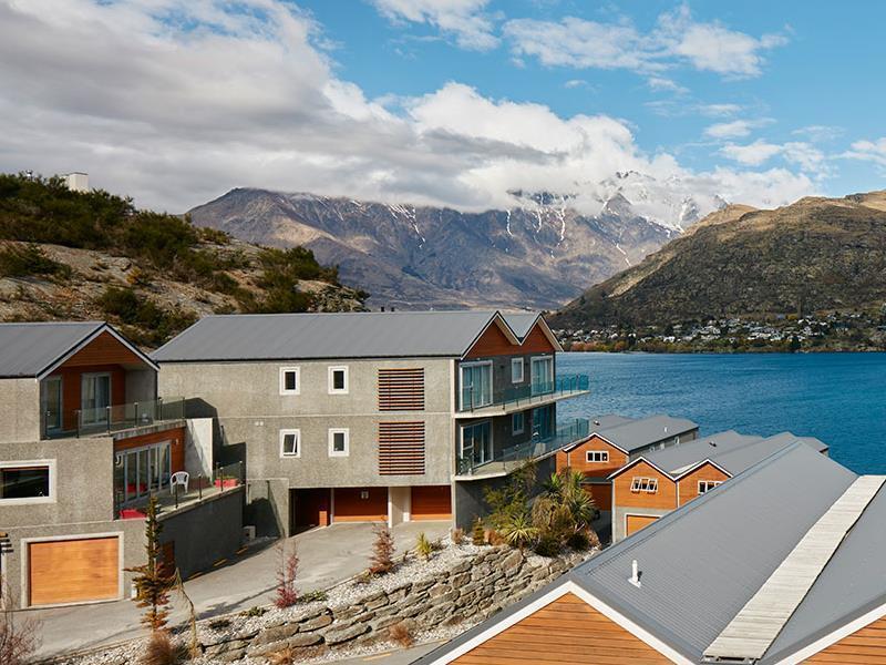 Alpine Village - 2 Bedroom Executive Apartment