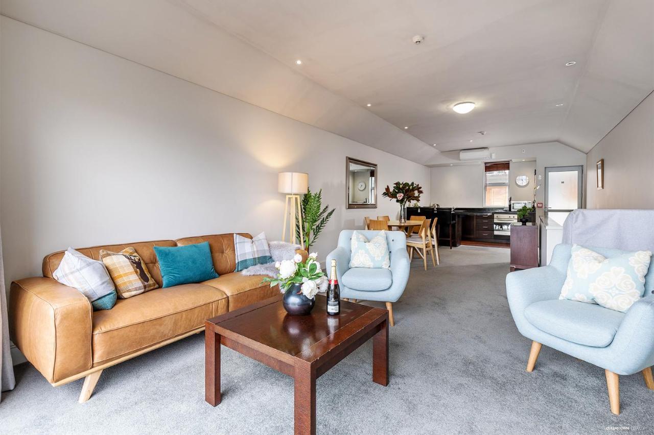 Alpine Village - 2 Bedroom Executive Apartment *